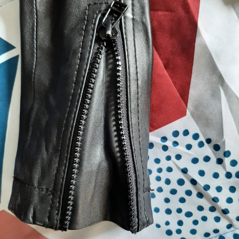 Leather Jacket - Picture 7 of 13